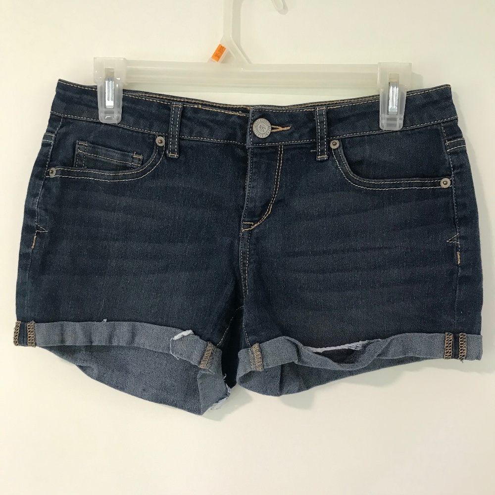🌼Dark Wash Jean Shorts
